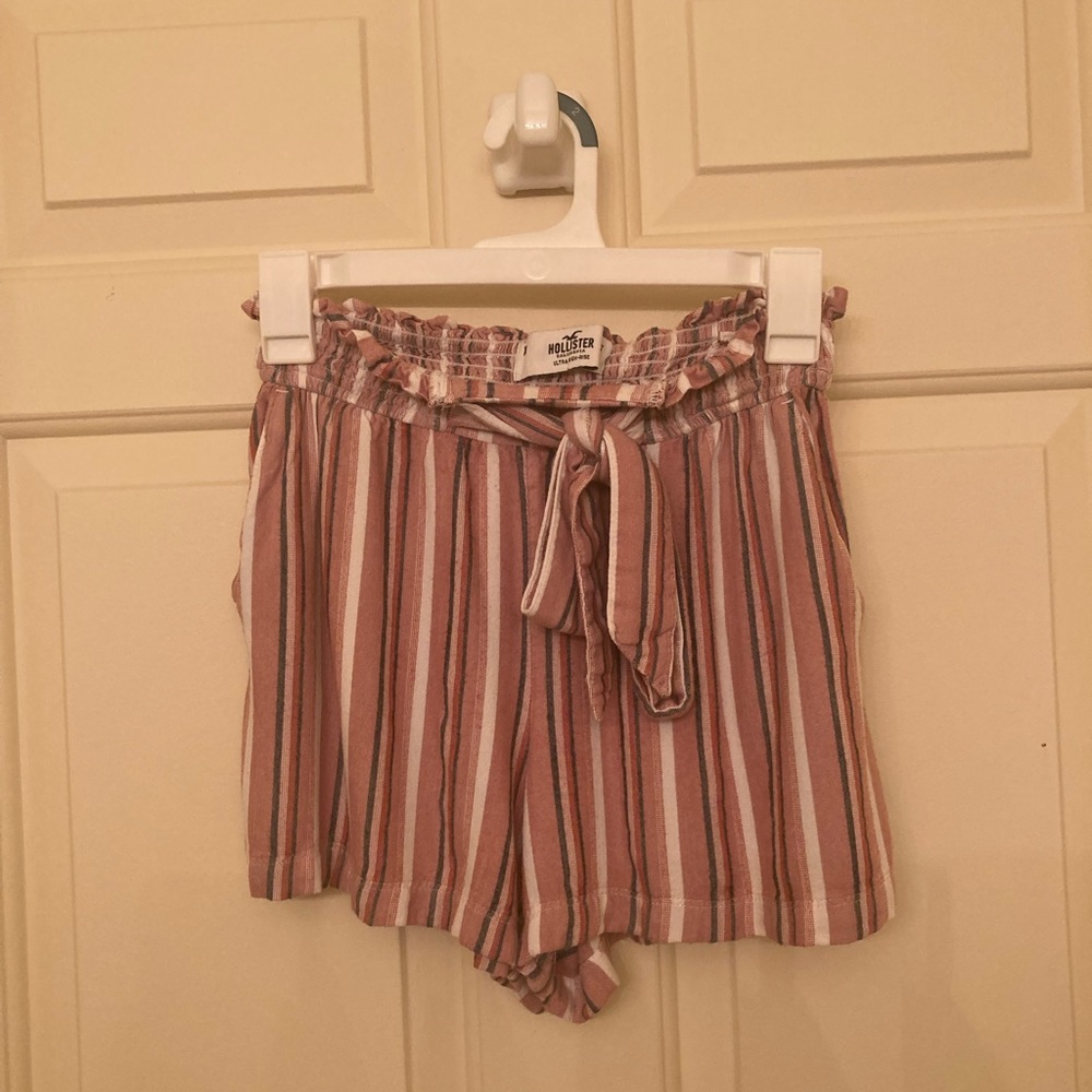 Hollister girls ultra rise striped shorts - size XS